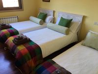 Dos camas individuales y una supletoria