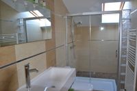 Ba&ntilde;o en la suite