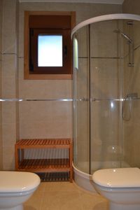 Ba&ntilde;o completo - planta baja